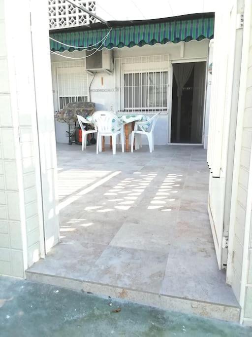 Apto Con Terraza Y 2 Dormitorios. 600 Megas Wifi. Santa Pola Kültér fotó