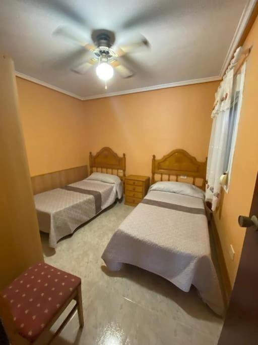 Apto Con Terraza Y 2 Dormitorios. 600 Megas Wifi. Santa Pola Kültér fotó