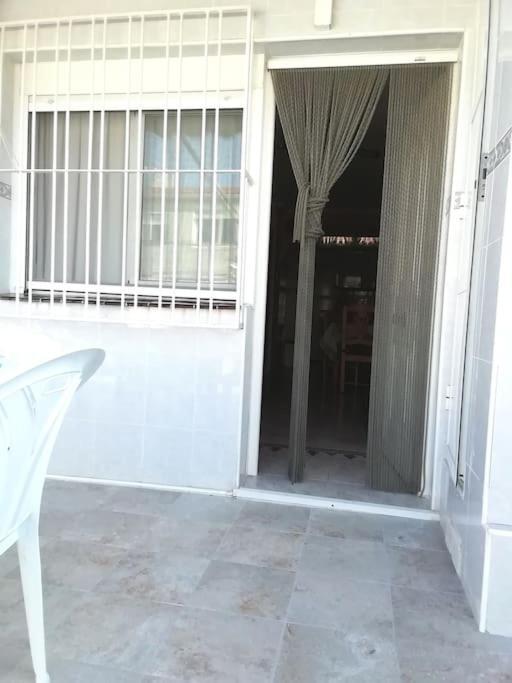 Apto Con Terraza Y 2 Dormitorios. 600 Megas Wifi. Santa Pola Kültér fotó